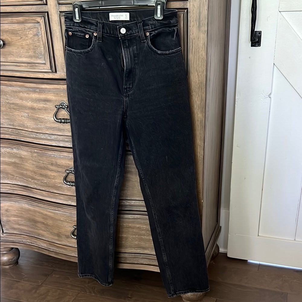 Abercrombie Ultra High Rise 90s Jeans